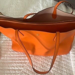 Tory Burch orange tote bag excellent condition used